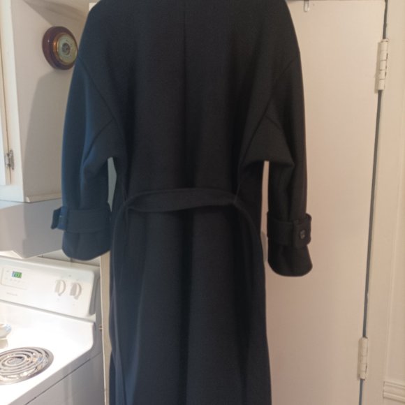 Zara long black coat - Picture 3 of 6